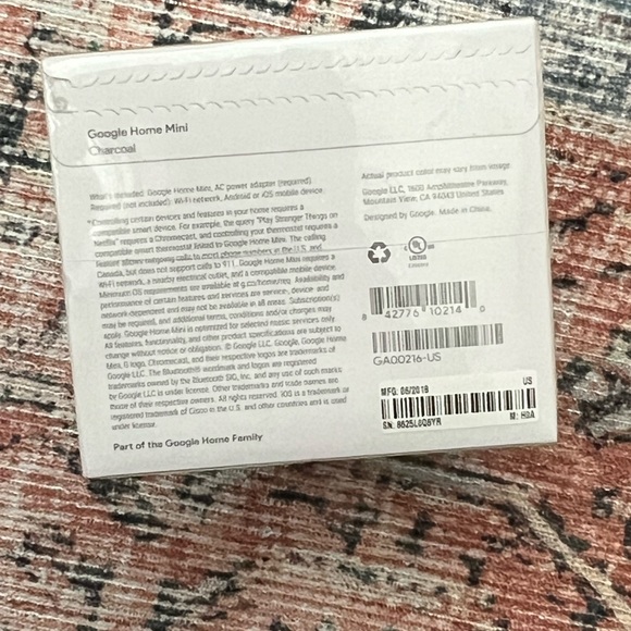 Google Home Mini - Picture 2 of 4